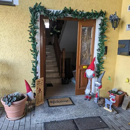 Fewo Mit Burgruinenblick Apartmán Runding